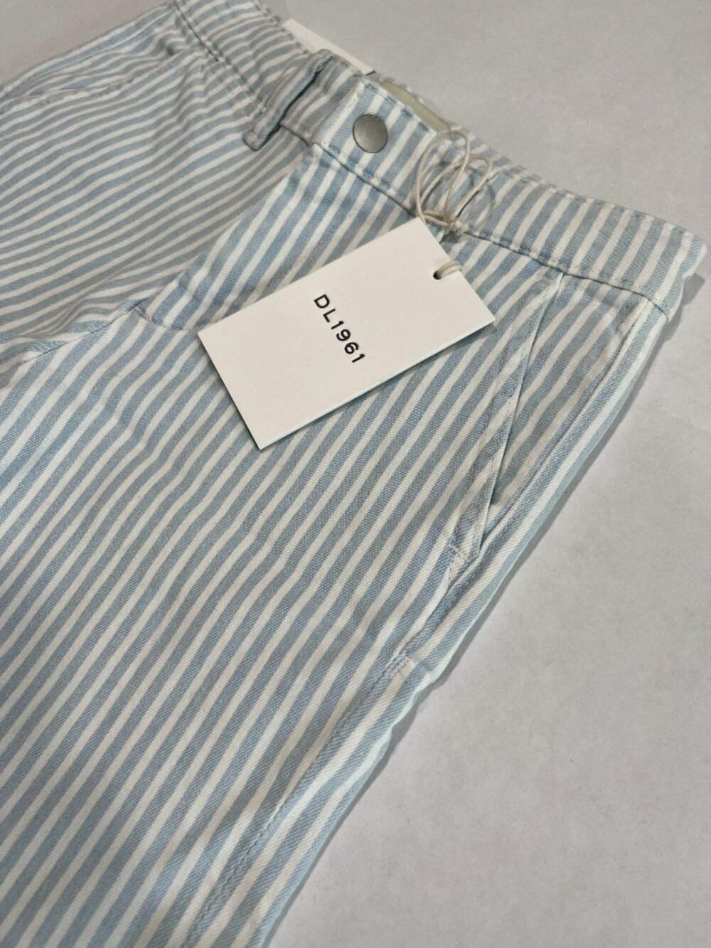 Boy - 4, 5, 6, 7, 10 - NWT DL1961 Jacob Chino Short in Shipmate Stripes
